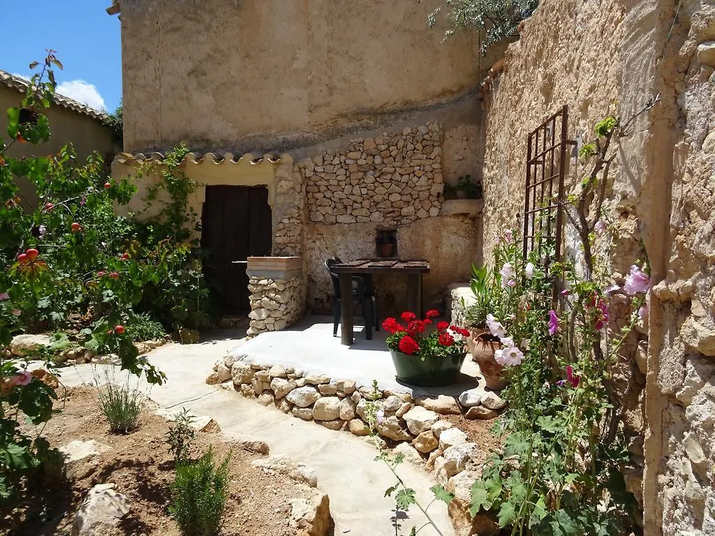Country house Cortijo Romero Guest House Venta de Micena